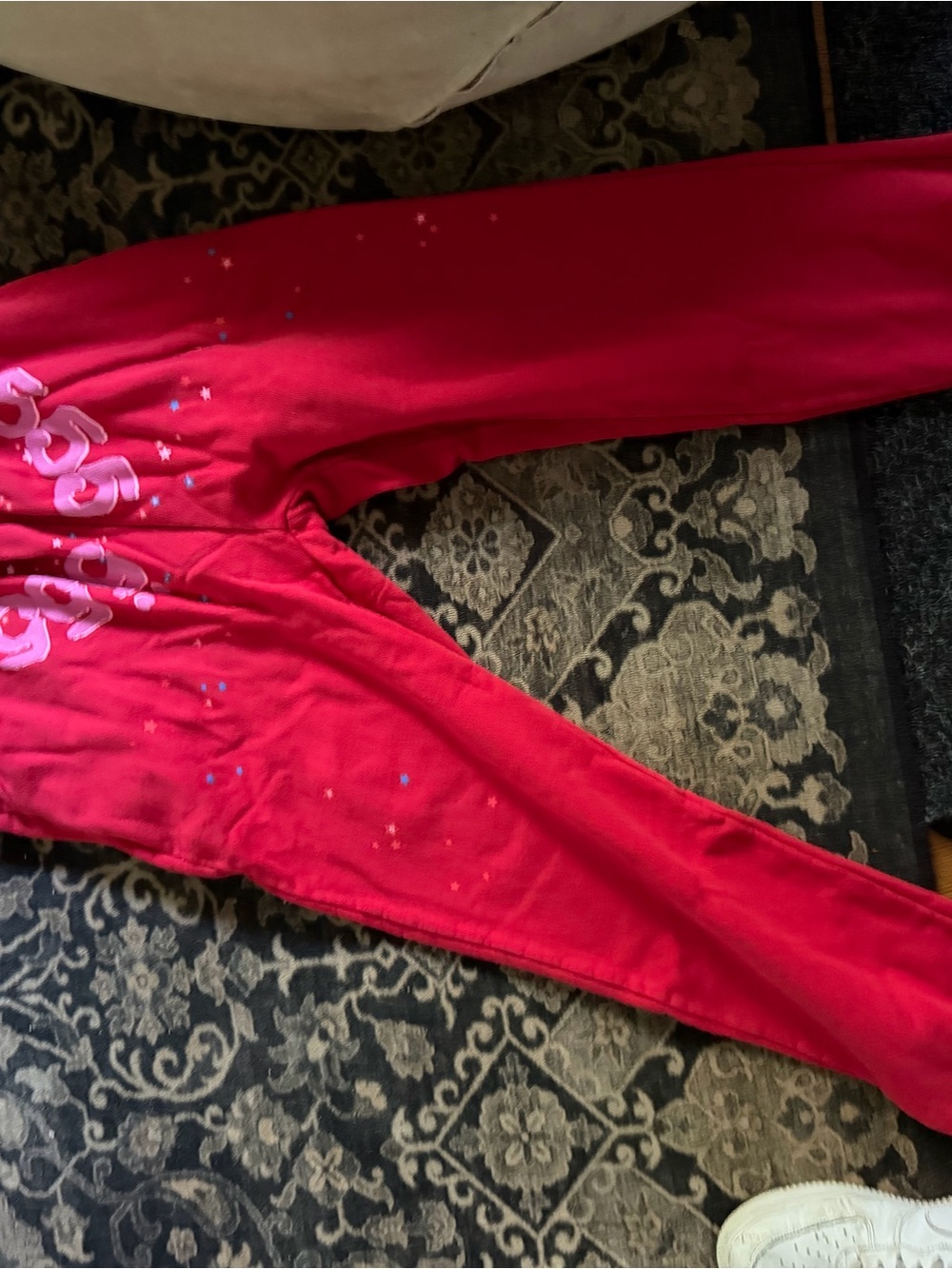 Spider sweats - Picture 2 of 2